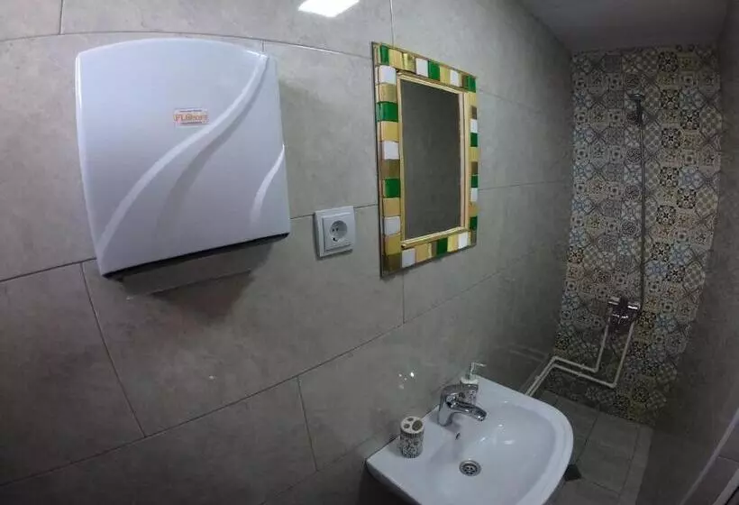 هاستل Green Tianeti