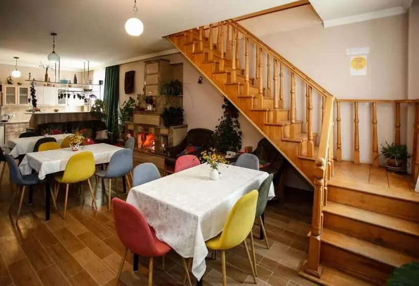 هاستل Green Tianeti