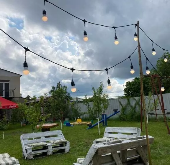 هاستل Green Tianeti