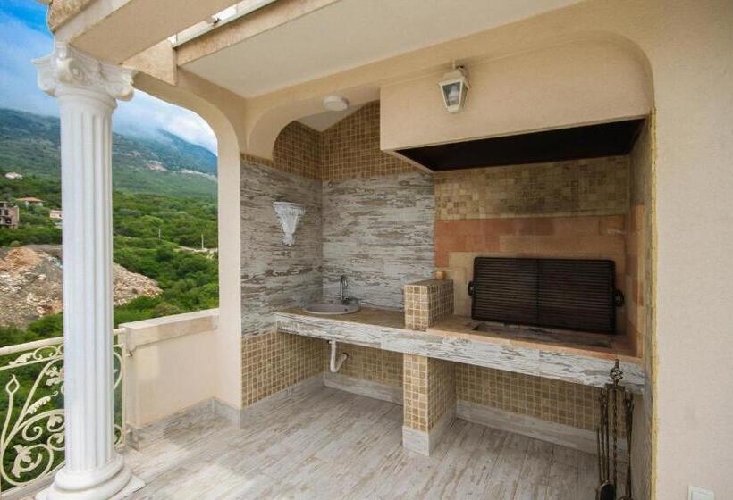 Apartaments Crown Silvia