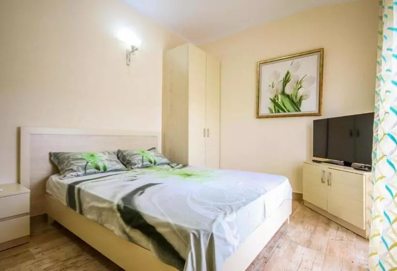 Apartaments Crown Silvia
