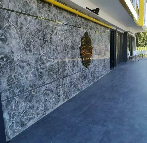 Deluxe Beach Residence