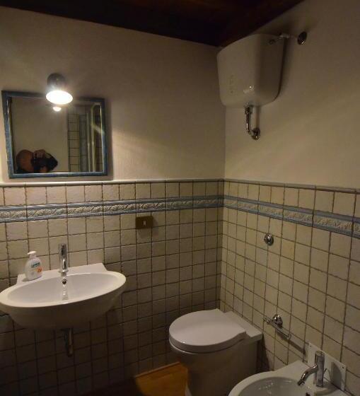 هتل Magica Torre Medievale