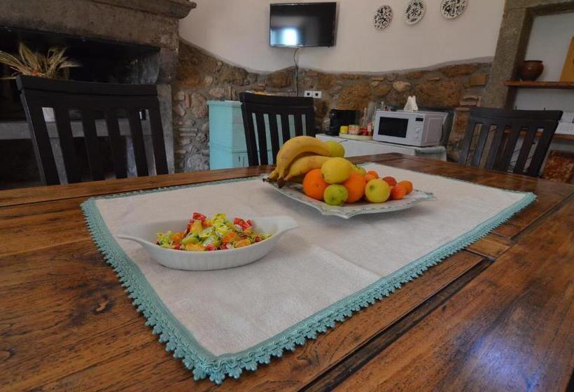 هتل Magica Torre Medievale