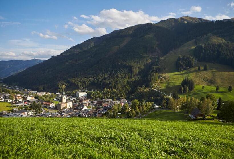 مبيت وإفطار Hager S Apartments