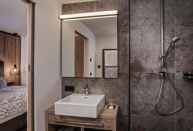 مبيت وإفطار Hager S Apartments