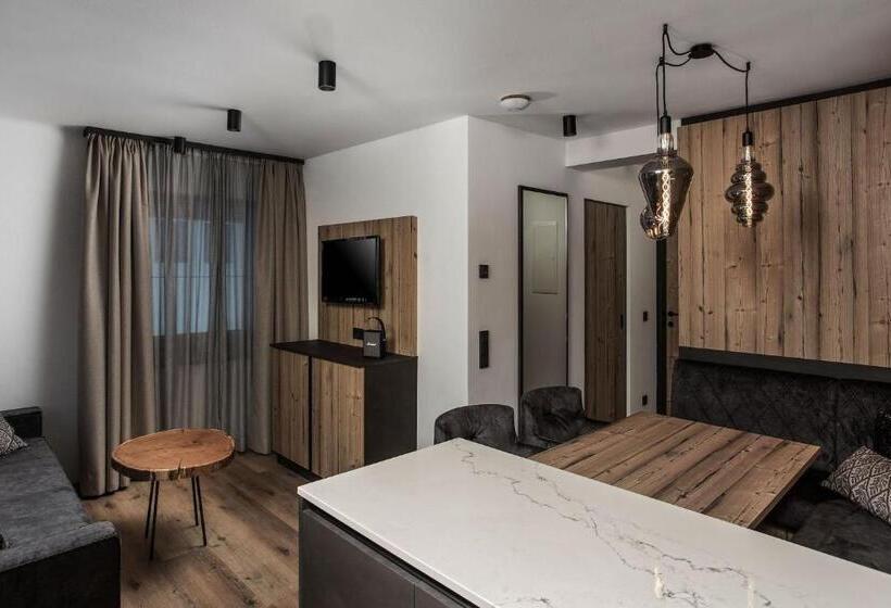 مبيت وإفطار Hager S Apartments