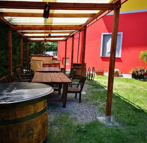 Aamiaismajoitus (B&B) Varavventura