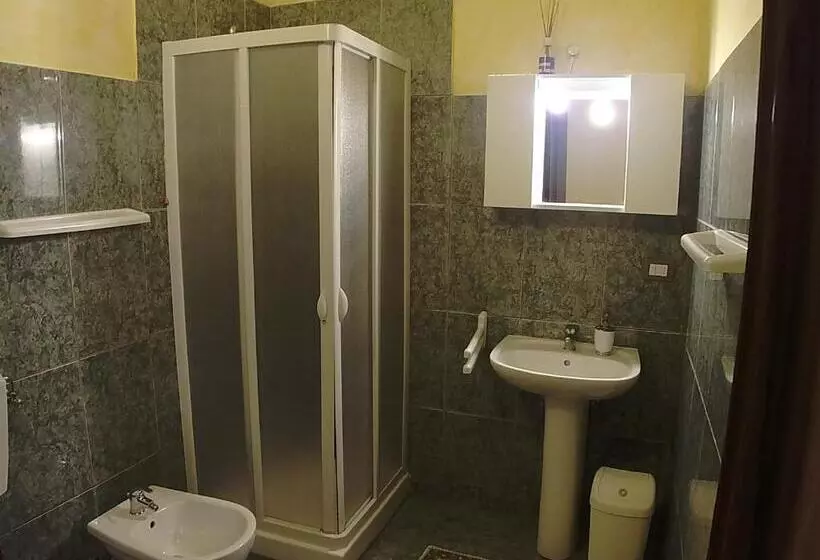Aamiaismajoitus (B&B) Varavventura