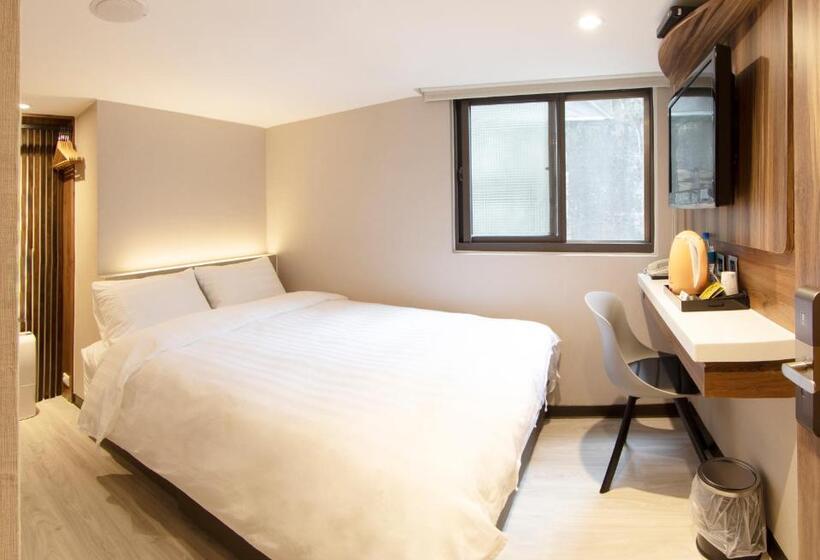 هتل Alishan Shermuh Tourist