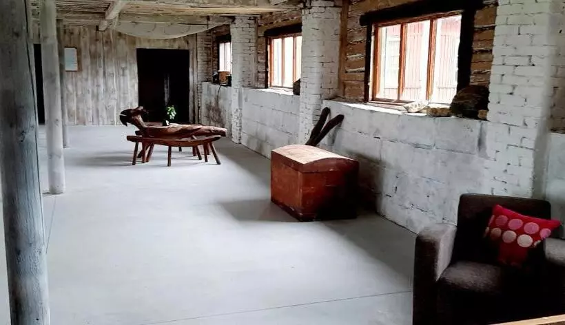 Oitme Hostel