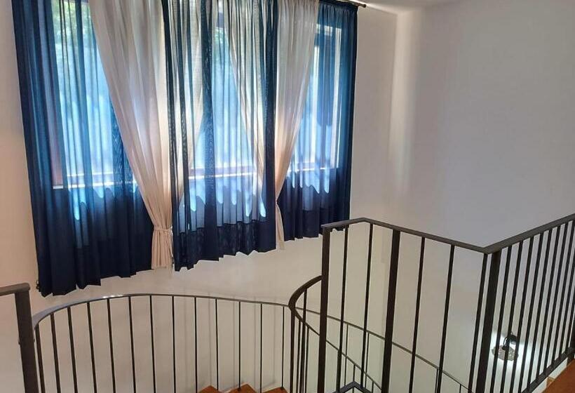 膳宿费 Affittacamere Aria