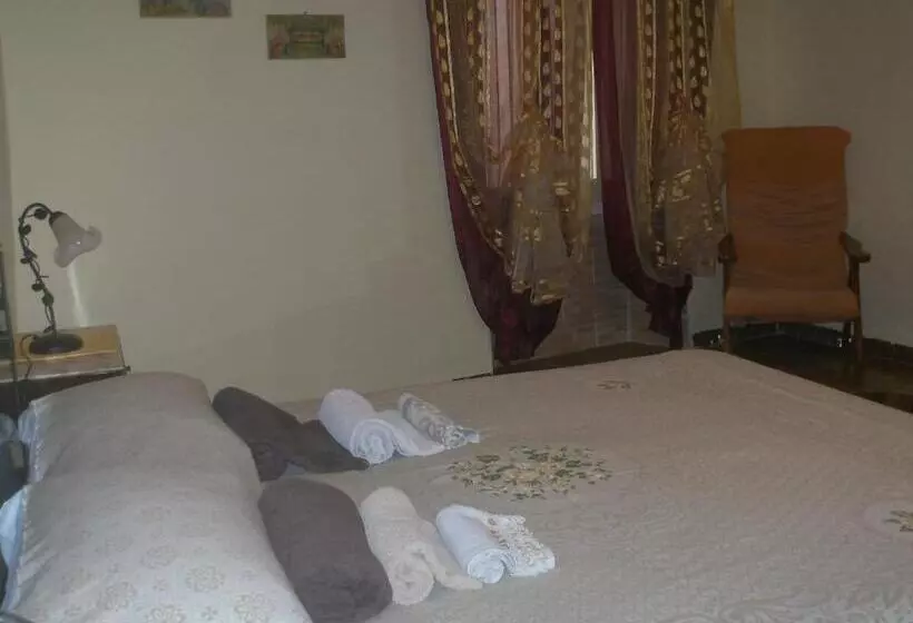 پانسیون B&b Al Duomo Carrela Di Ghjeja