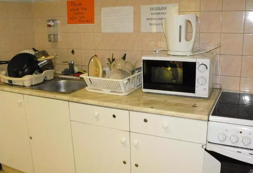 Season Hostel 2