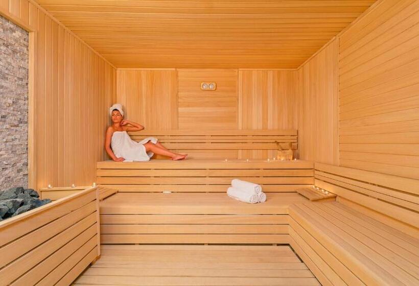 Grannos Thermal Hotel & Convention Center