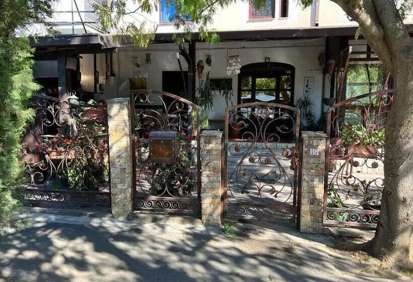Pensió Eforie Villa Colonial