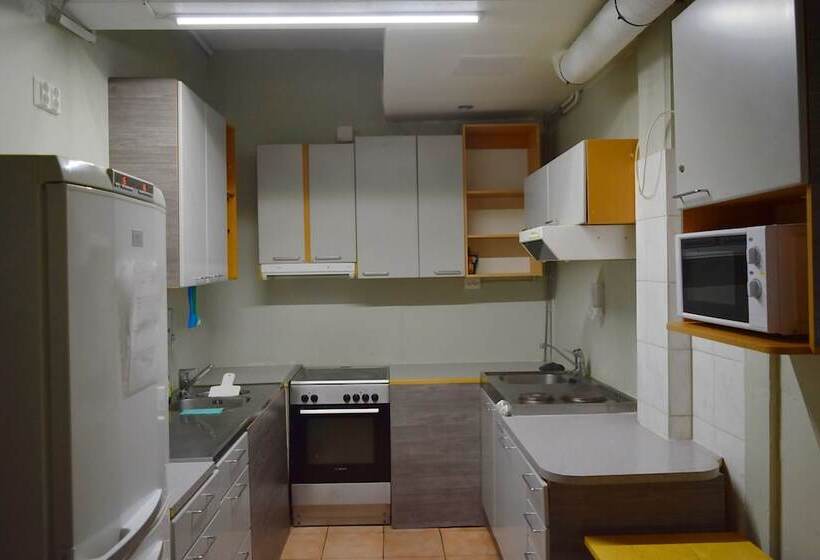 Arkadia Hotel & Hostel