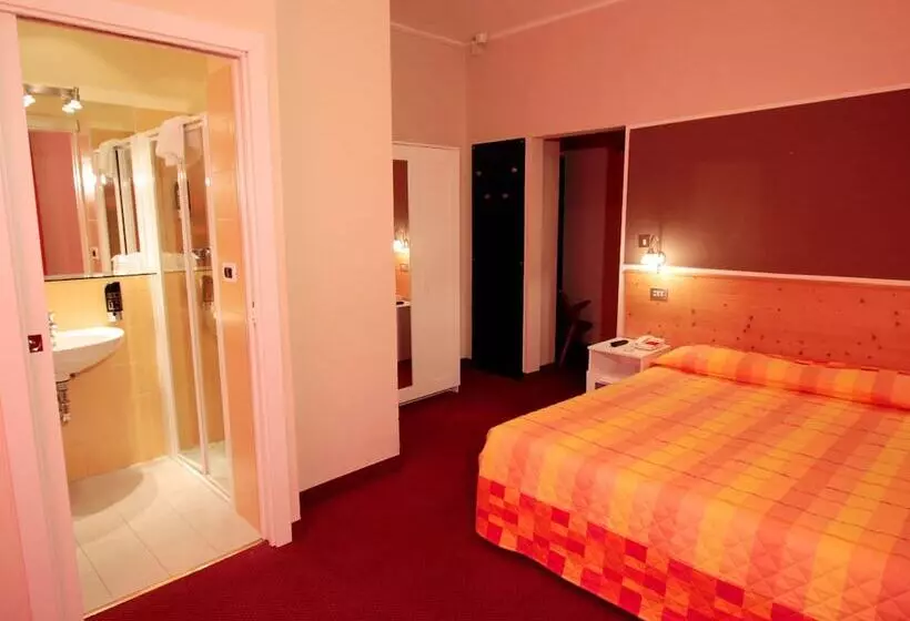 Hotel Aurora
