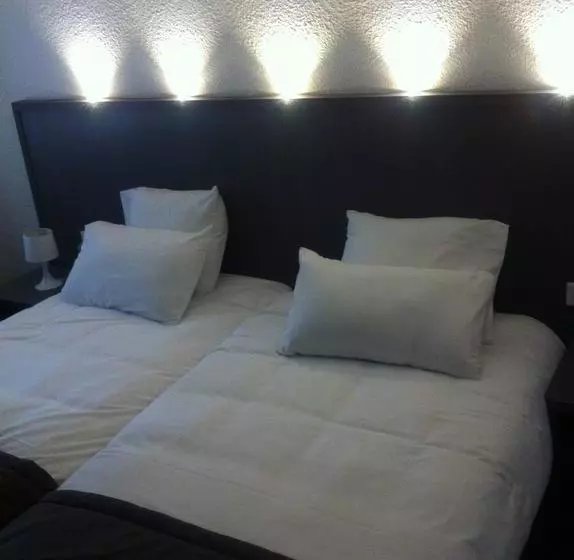 ホテル Hôtel Bress Saône