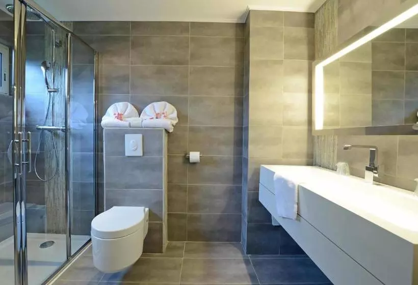 هتل Calvi Hôtel