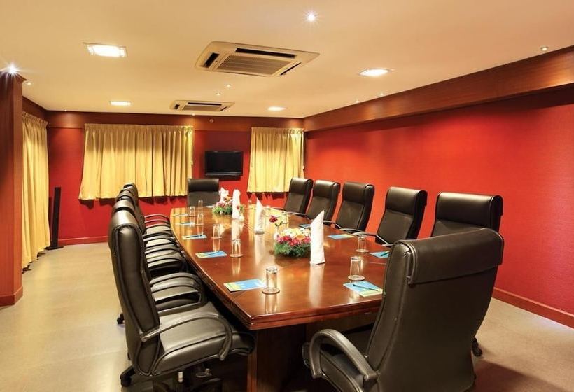 فندق Coral Heights