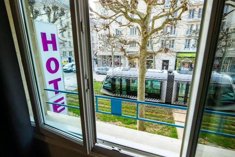 Logis Hotel Du Chateau