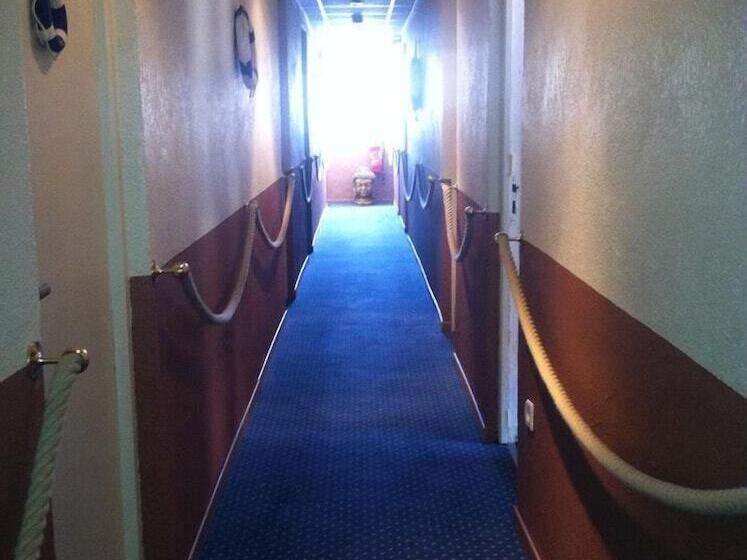 ホテル Hôtel De La Mer