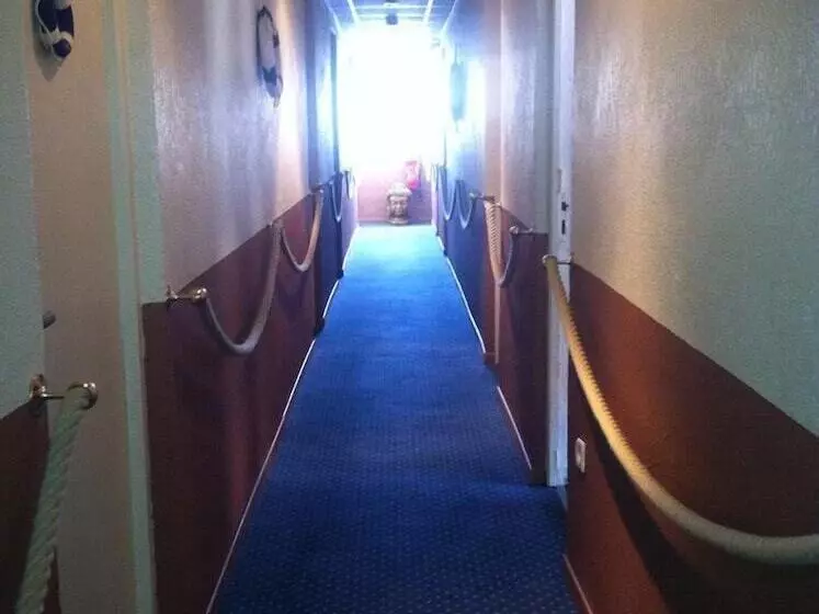 ホテル Hôtel De La Mer