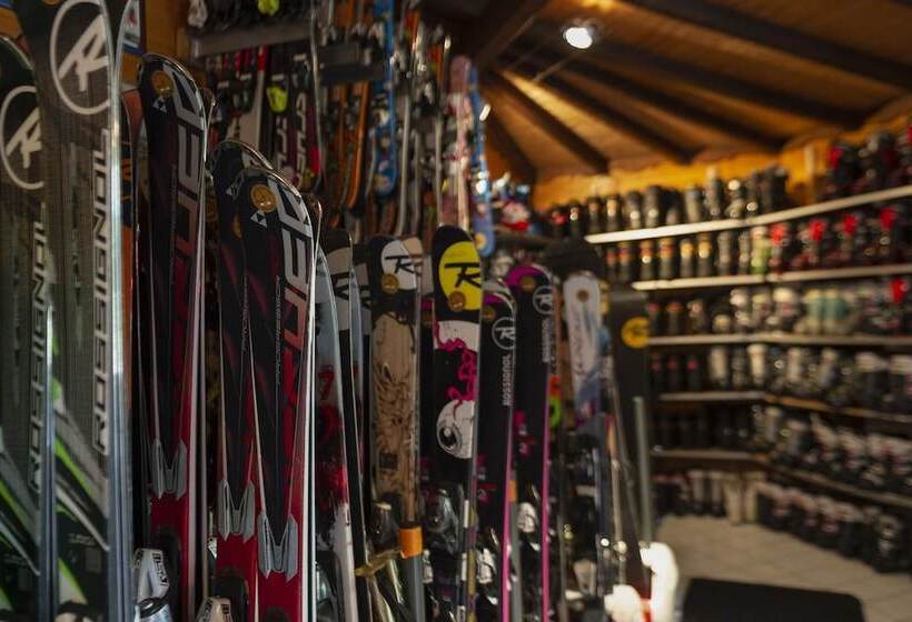 בית מלון כפרי Hôtel Macchi Restaurant & Spa