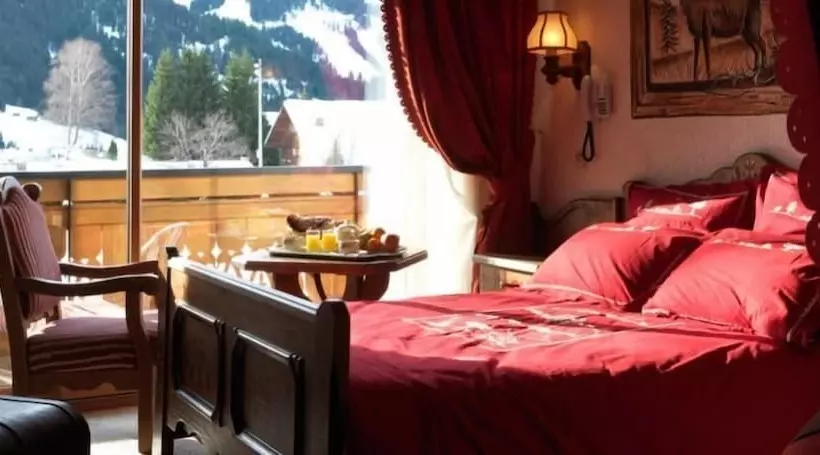 ホテル Hôtel Macchi Restaurant & Spa