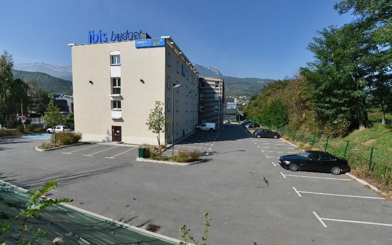 בית מלון כפרי Ibis Budget Grenoble Sud Seyssins