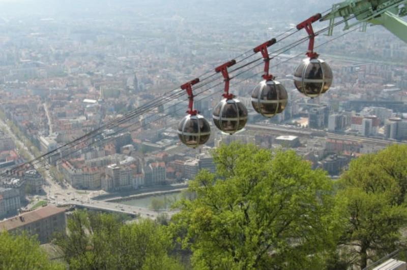 בית מלון כפרי Ibis Budget Grenoble Sud Seyssins