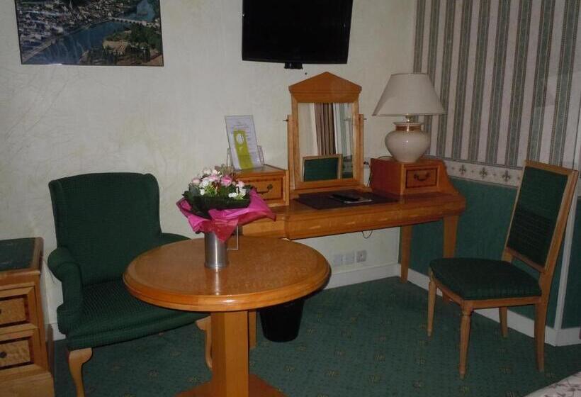 Отель La Croix Blanche