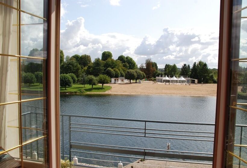 Отель La Croix Blanche