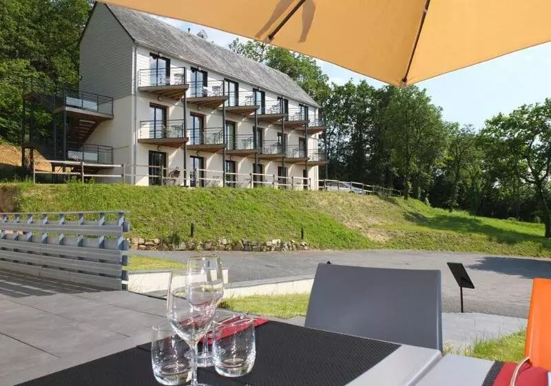 Hotelli Logis Hôtel Restaurant Imago