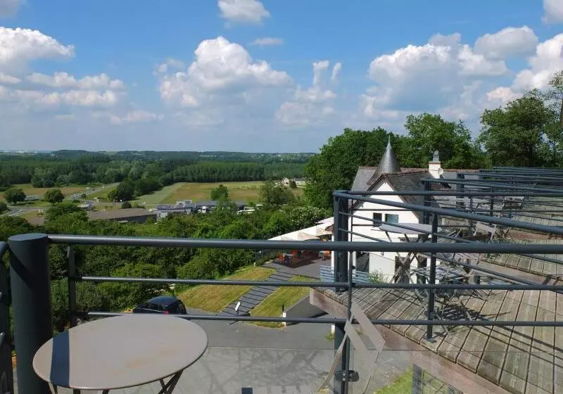 Hotelli Logis Hôtel Restaurant Imago