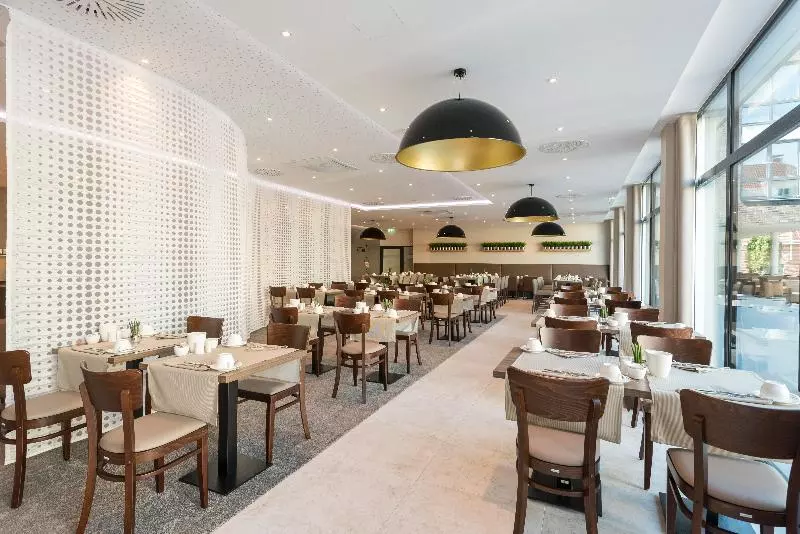 ホテル Looken Inn Lingen By Hackmann