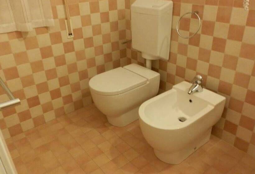 ホテル Nautic B&b