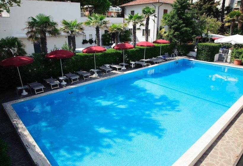 ホテル Nautic B&b