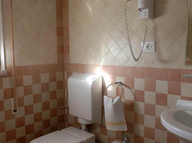 ホテル Nautic B&b