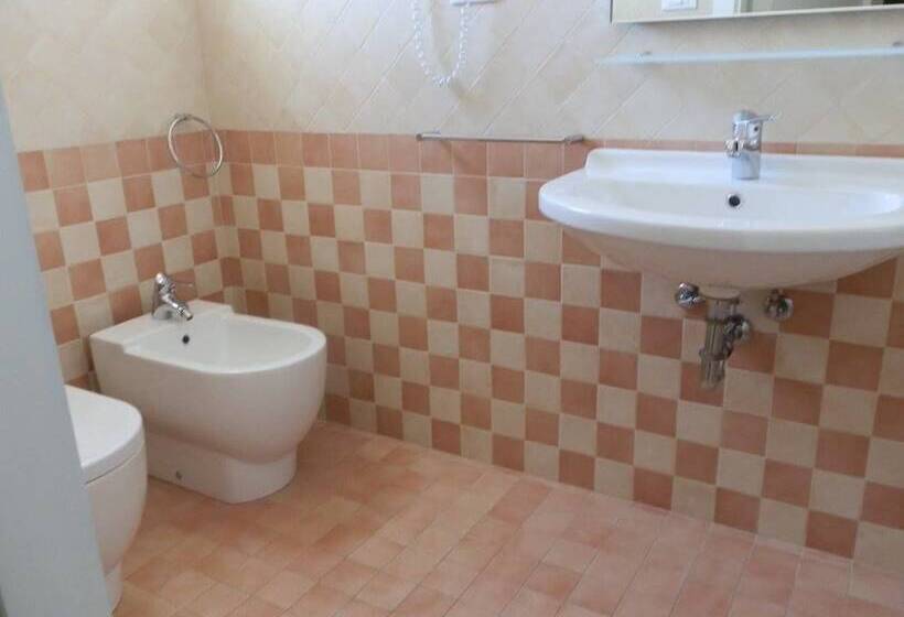 ホテル Nautic B&b