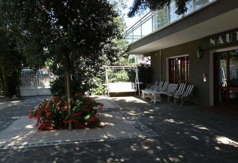 ホテル Nautic B&b