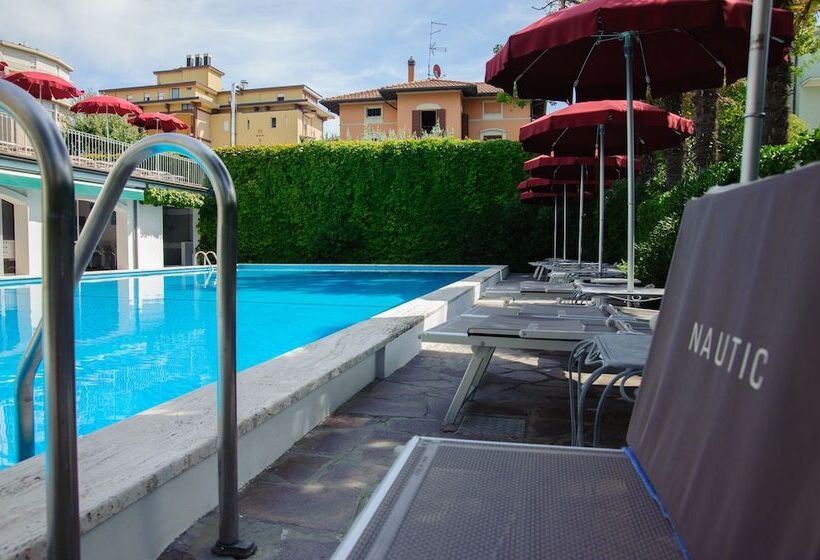 ホテル Nautic B&b