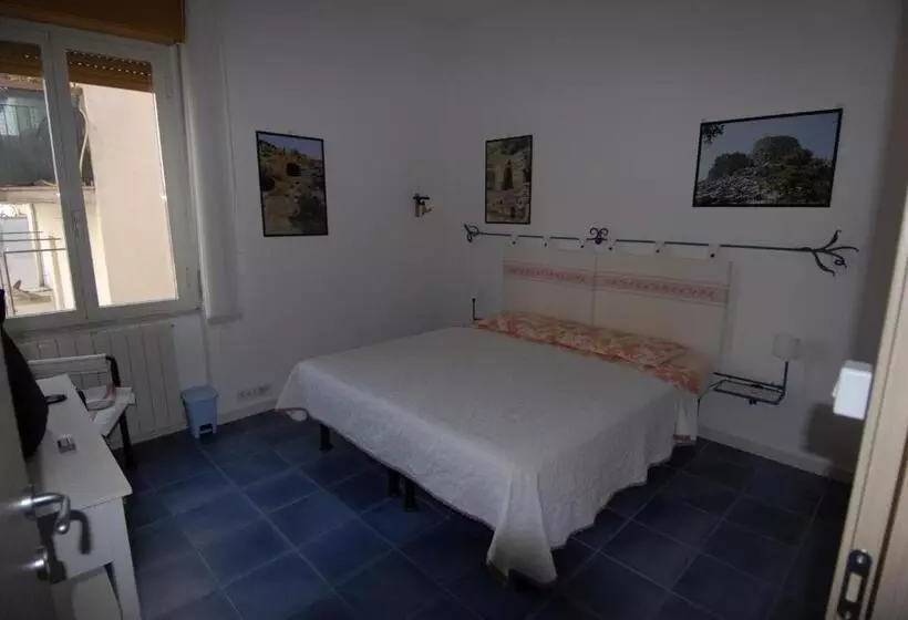 ホテル Nughe  E  Oro Guesthouse
