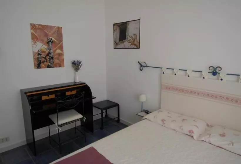 ホテル Nughe  E  Oro Guesthouse