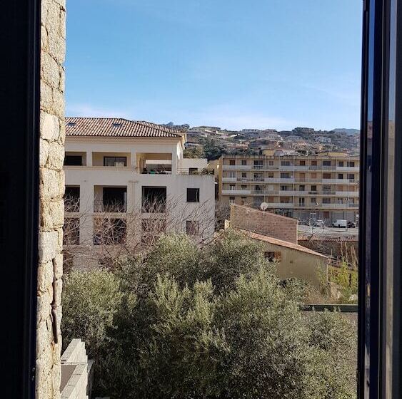 ホテル Restaurant Le Bellevue