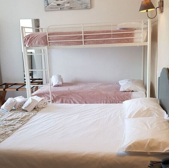 ホテル Restaurant Le Bellevue