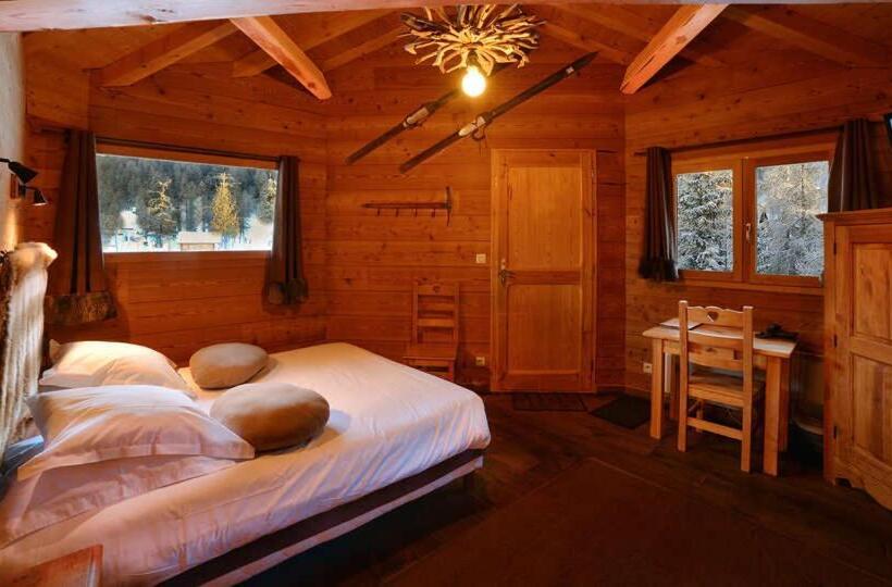 בית מלון כפרי & Restaurant Les Escondus