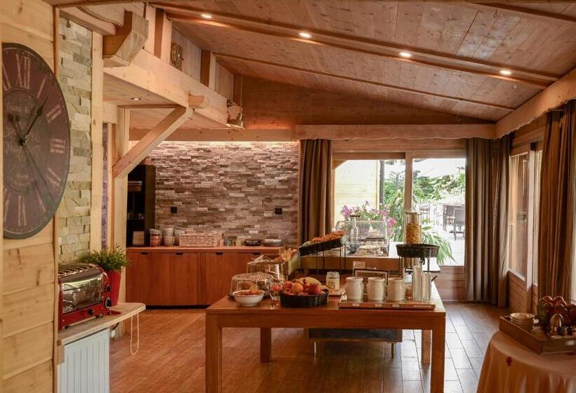 בית מלון כפרי & Restaurant Les Escondus