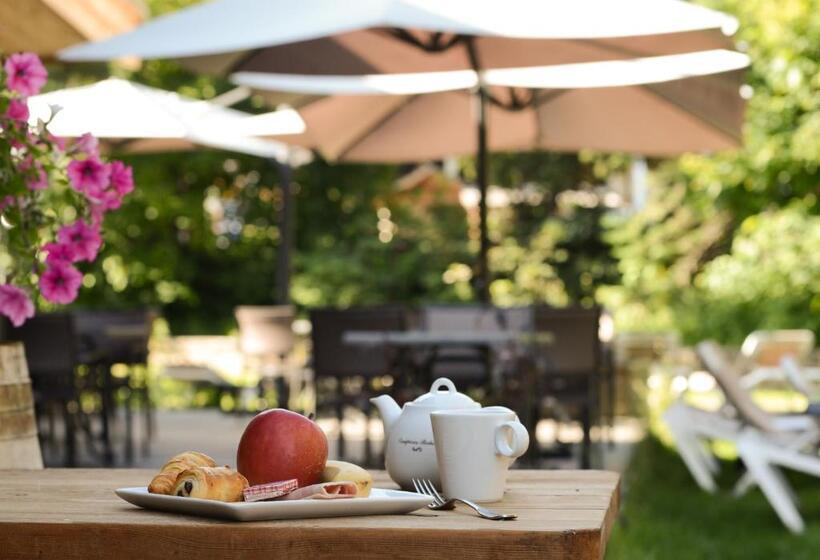 בית מלון כפרי & Restaurant Les Escondus